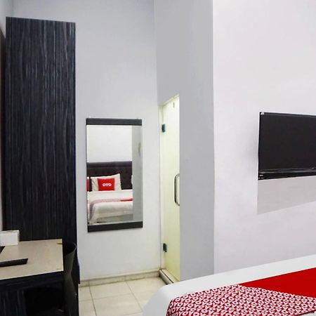 Super Oyo 91627 Wika Wiki Homestay Medan Dış mekan fotoğraf