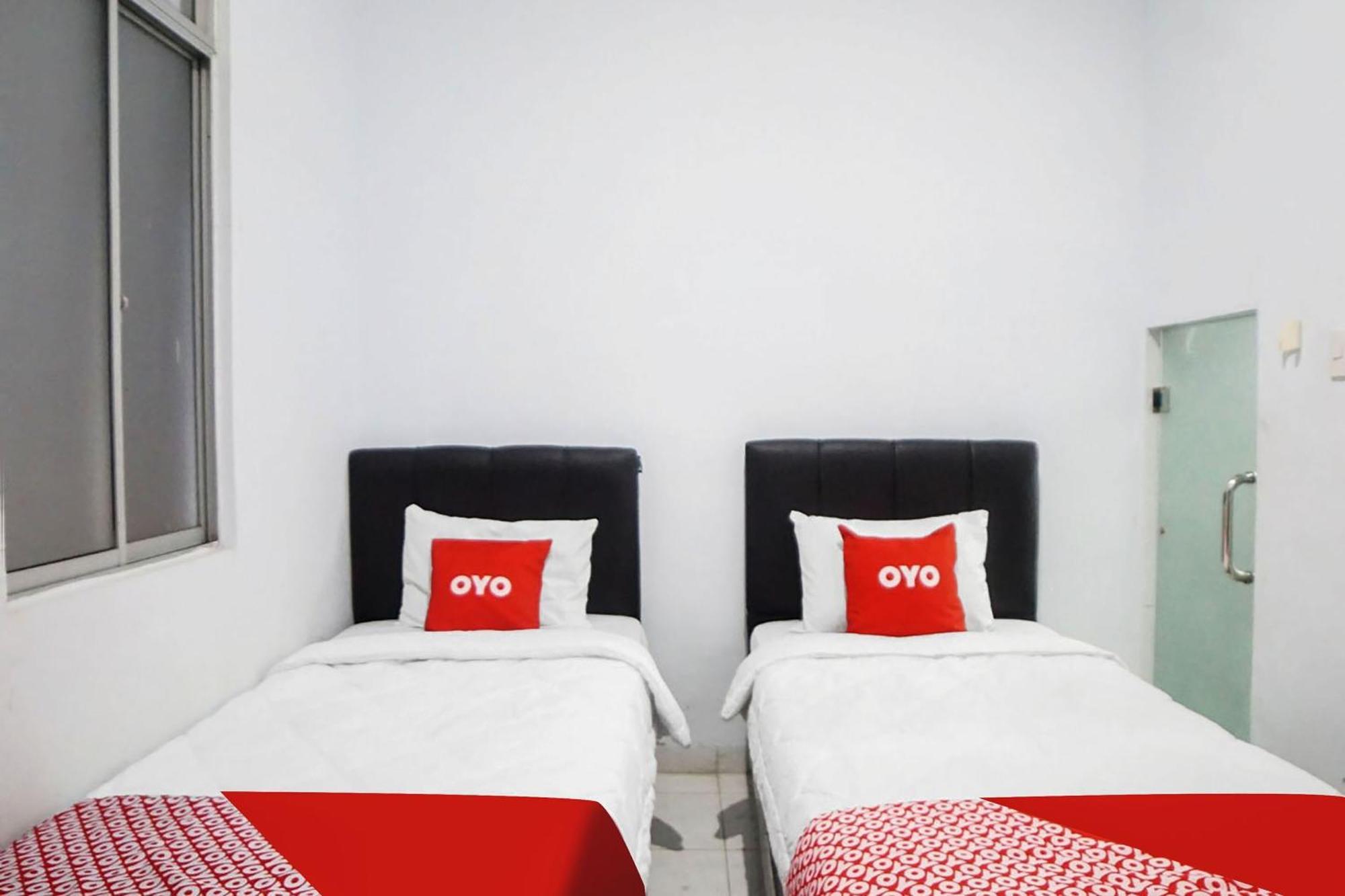 Super Oyo 91627 Wika Wiki Homestay Medan Dış mekan fotoğraf