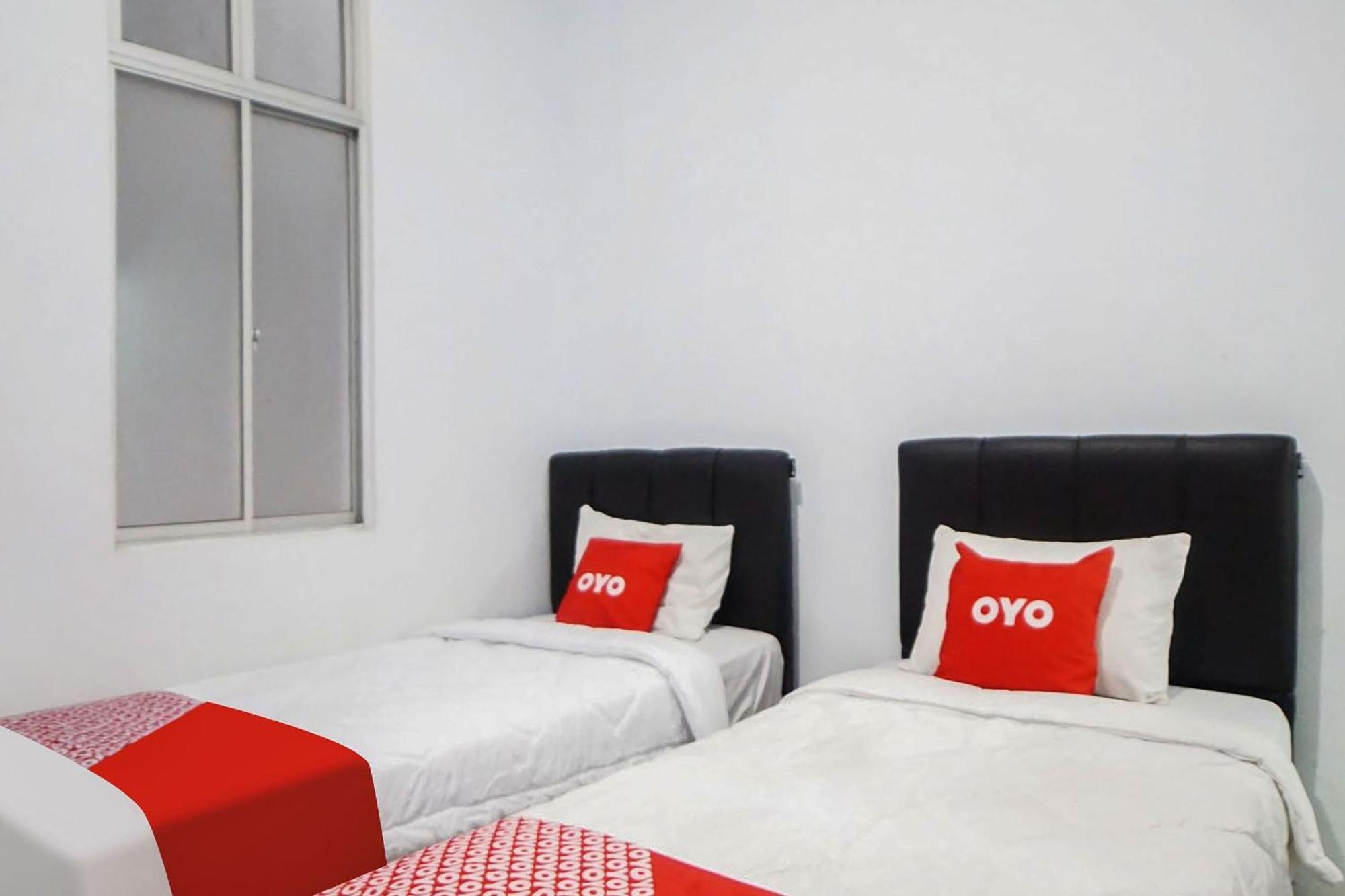 Super Oyo 91627 Wika Wiki Homestay Medan Dış mekan fotoğraf